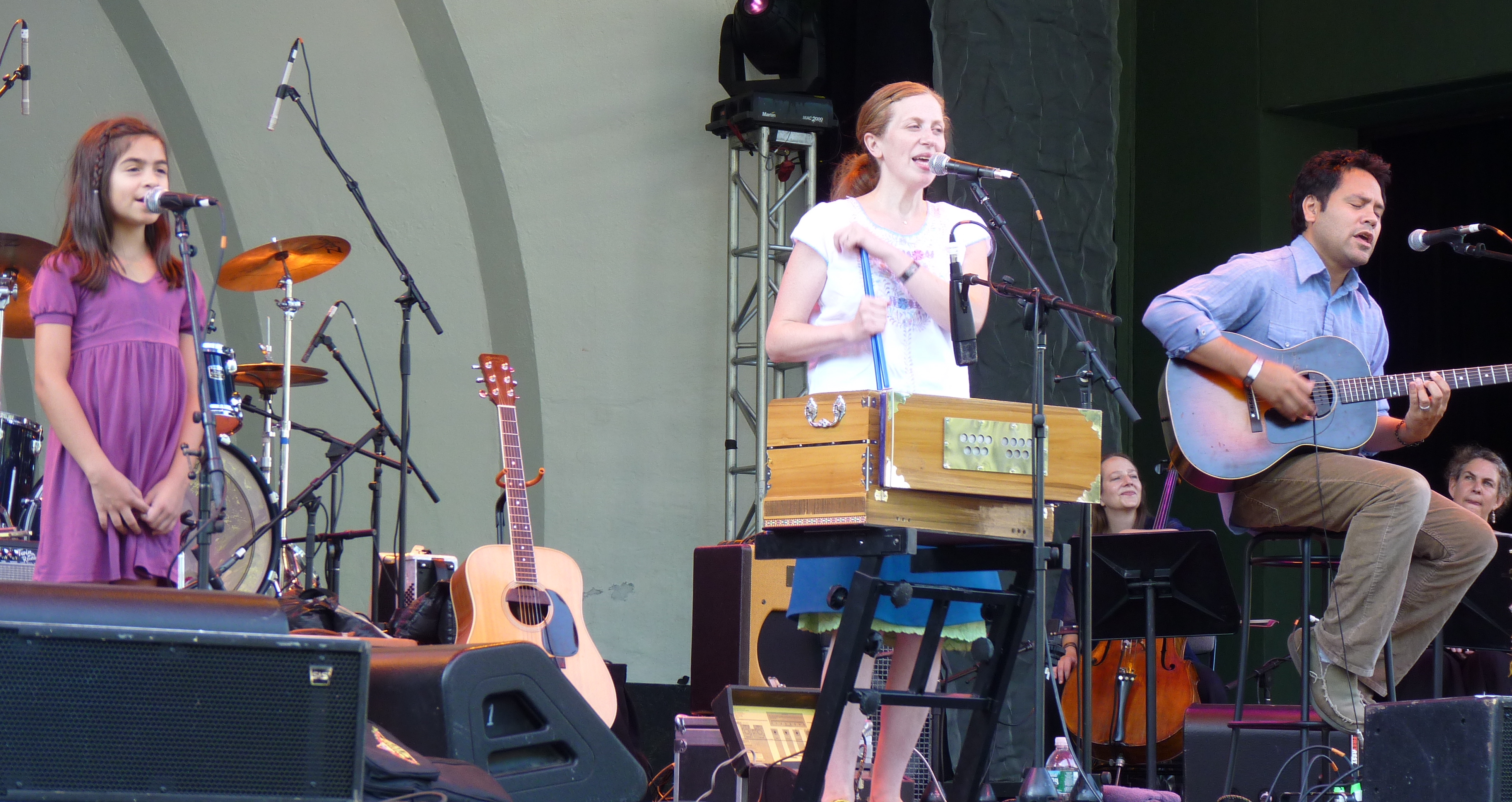 Kindie Concert Recap: Brady Rymer and Elizabeth Mitchell at Celebrate Brooklyn