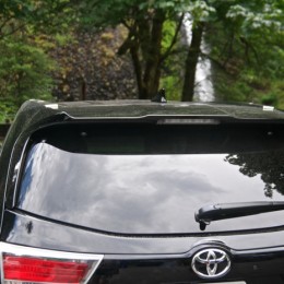 2014 Toyota Highlander at Horsetail Waterfall Oregom