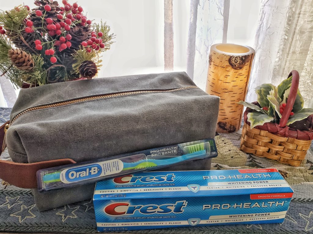 Crest Pro-Health Whitening Power Toiletry Bag Christmas Gift 1
